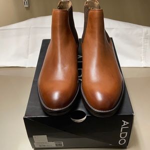 Also Chelsea boot in Cognac/Bronze